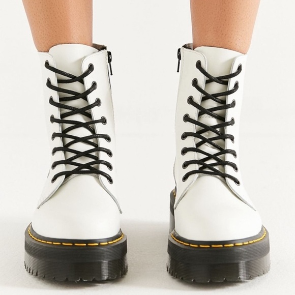 Dr. Martens Jadon Smooth White Leather Platform Boots Size 6 - Picture 4 of 16